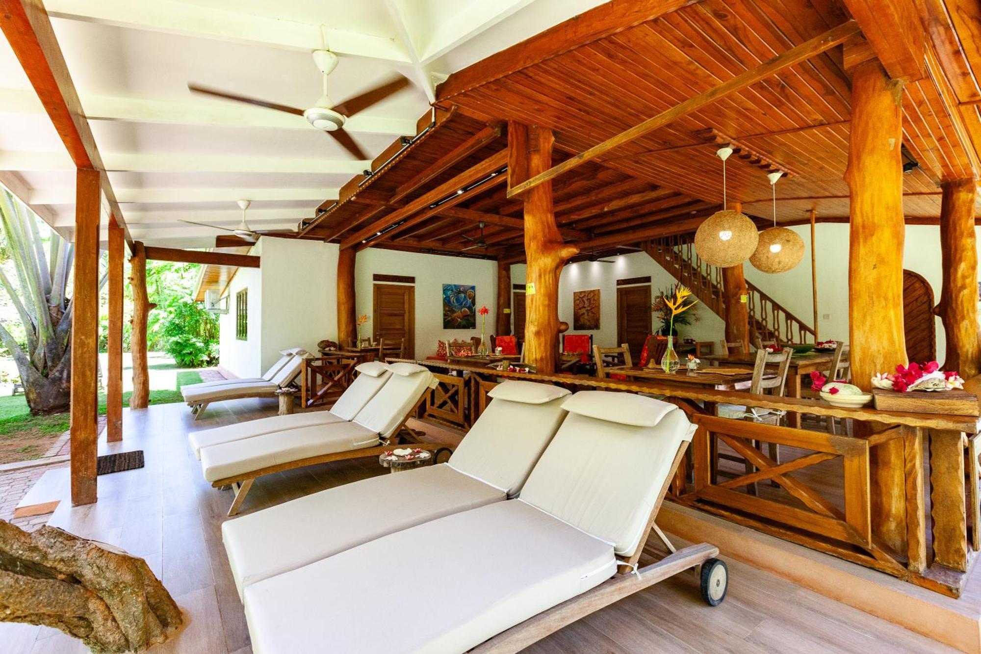 Anse Lazio Lodge Exterior photo