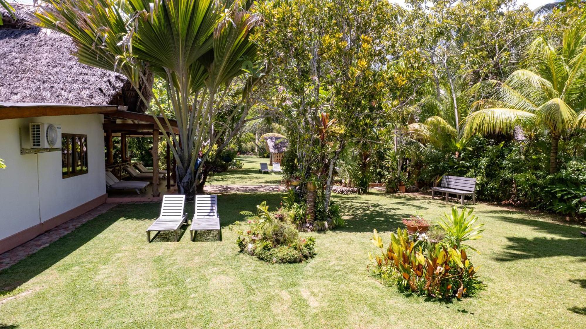 Anse Lazio Lodge Exterior photo